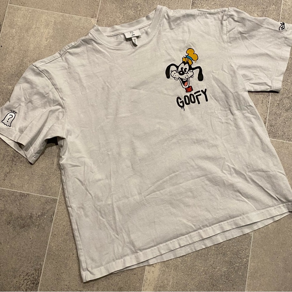 H&M x Disney Mens Trevor Andrew Goofy Collab  tee
